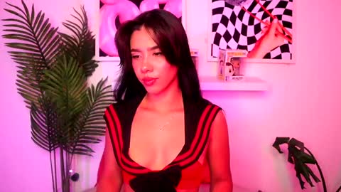 Snapshot of ronieeplay chatting on 01-14-25, 02:50 Roni online show from 01-14-25, 02:50