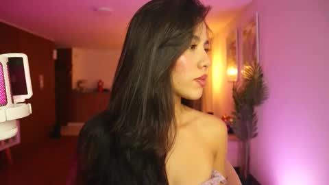 Snapshot of ronieeplay chatting on 05-26-26, 01:45 Roni online show from 05-26-26, 01:45