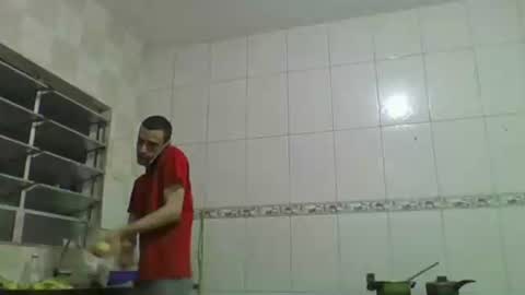 Snapshot of ronnispoto chatting on 12-17-24, 09:16 ronny online show from 12-17-24, 09:16