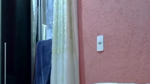 Snapshot of ronnispoto chatting on 12-30-24, 04:29 ronny online show from 12-30-24, 04:29