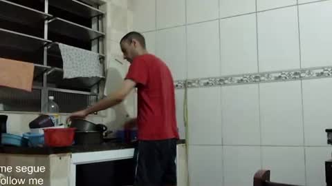 Snapshot of ronnispoto chatting on 01-13-25, 10:03 ronny online show from 01-13-25, 10:03