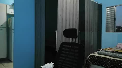 Snapshot of ronnispoto chatting on 06-16-26, 08:44 ronny online show from 06-16-26, 08:44