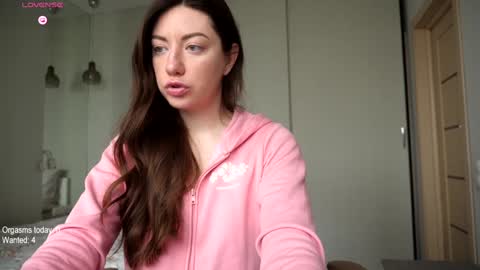 Snapshot of ronny_ponny chatting on 02-08-25, 08:31 RonnyPonny online show from 02-08-25, 08:31