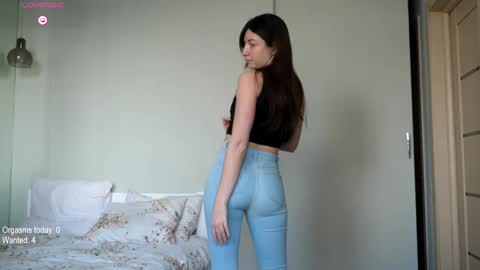 Snapshot of ronny_ponny chatting on 02-16-25, 09:37 RonnyPonny online show from 02-16-25, 09:37