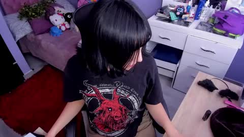 Twelve 3 Inst Twelve 312002 Twitter Room312 2002 online show from 01-22-25, 01:42