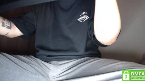 Snapshot of room_hot_x chatting on 11-03-25, 08:43 ken online show from 11-03-25, 08:43