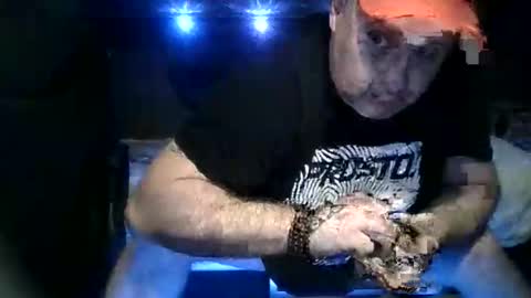 Snapshot of rooosveltooo chatting on 03-13-26, 01:56 rooosveltooo online show from 03-13-26, 01:56