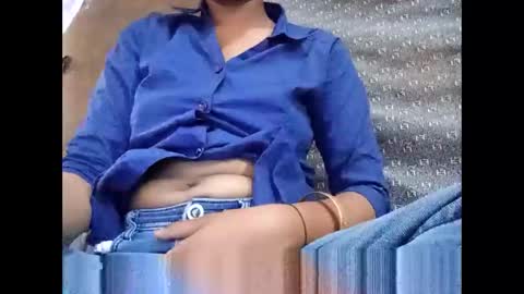 roop_sexy642 online show from 04-03-26, 10:24