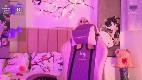 Snapshot of roose_eva chatting on 06-05-26, 02:23 roose eva online show from 06-05-26, 02:23