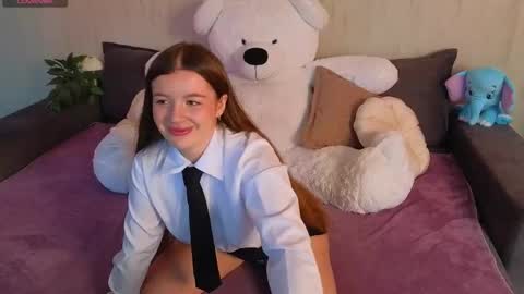 Snapshot of roraline_lov chatting on 04-11-26, 03:27 roraline_lov online show from 04-11-26, 03:27
