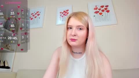 Snapshot of rosa_mariposa_ chatting on 09-12-25, 09:20 Rosa online show from 09-12-25, 09:20