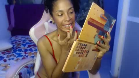 Snapshot of rosa_skinny chatting on 06-21-26, 03:03 rosa online show from 06-21-26, 03:03