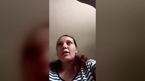 Snapshot of rosahmay chatting on 07-01-26, 07:43 rosahmay online show from 07-01-26, 07:43
