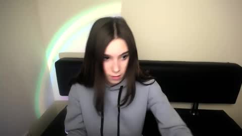 Rose online show from 12-18-25, 07:25