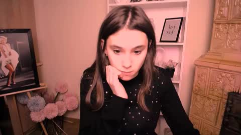 Rose online show from 03-20-26, 07:46