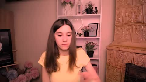 Rose online show from 03-31-26, 06:25