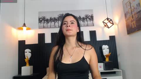 R O S A L I A online show from 04-28-26, 08:58