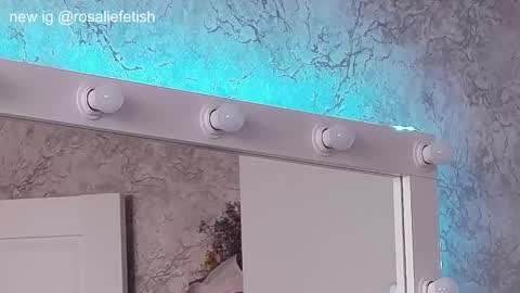 Snapshot of rosaliefetish chatting on 01-22-25, 10:40 Rosalie online show from 01-22-25, 10:40