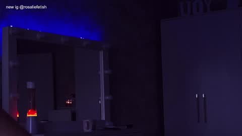 Snapshot of rosaliefetish chatting on 02-03-25, 09:52 Rosalie online show from 02-03-25, 09:52