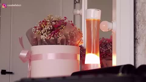 Snapshot of rosaliefetish chatting on 10-13-25, 04:01 Rosalie online show from 10-13-25, 04:01