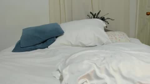 Rosalia online show from 02-25-25, 09:35