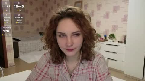 Snapshot of rosalinaharmon chatting on 04-09-26, 06:46 Megan 3 a gift for every fan club member online show from 04-09-26, 06:46