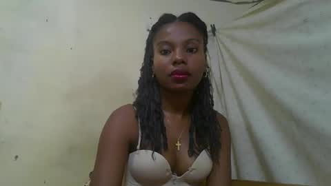 Rosalinda online show from 05-18-26, 01:35