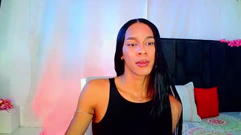 Rosalinda online show from 12-18-25, 03:23