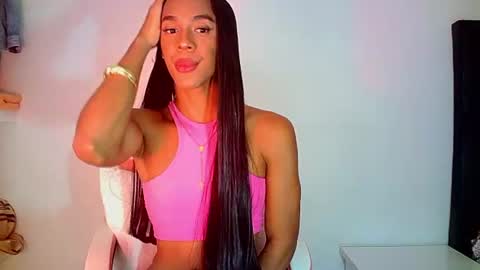 Snapshot of rosalindasexy chatting on 07-09-26, 07:01 Rosalinda online show from 07-09-26, 07:01