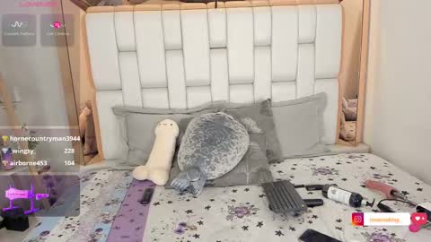 Snapshot of rosannaking chatting on 03-01-25, 02:04 Aleja online show from 03-01-25, 02:04