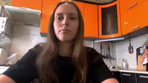 Emma online show from 03-25-26, 09:26