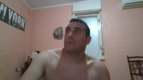 Snapshot of rosario1212 chatting on 07-08-26, 02:05 Rosario online show from 07-08-26, 02:05