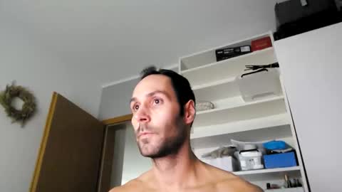 Snapshot of rosario30m chatting on 11-15-25, 02:02 rosario30m online show from 11-15-25, 02:02