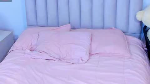 rosarojaa online show from 09-14-25, 11:26