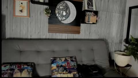 Rose online show from 06-30-26, 10:49