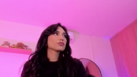 Rose Saenz online show from 11-15-25, 06:37