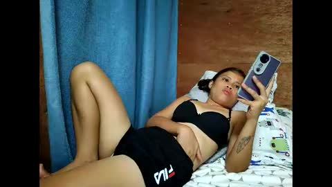 Snapshot of rose_angels chatting on 01-08-26, 12:46 Rose Angels online show from 01-08-26, 12:46