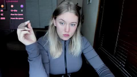 Snapshot of rose_brooks chatting on 01-12-25, 07:31 Rose but u can call me princess online show from 01-12-25, 07:31