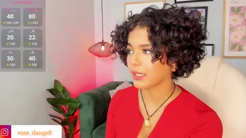 Snapshot of rose_dangel1 chatting on 01-25-25, 10:39 Rose online show from 01-25-25, 10:39