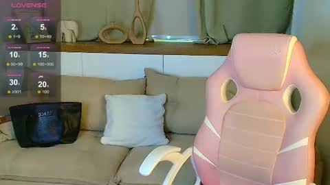 Rose online show from 06-24-26, 11:09