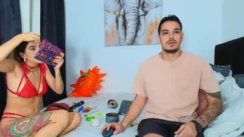 Snapshot of rose_dom chatting on 01-03-25, 04:37 Rose And Dom online show from 01-03-25, 04:37