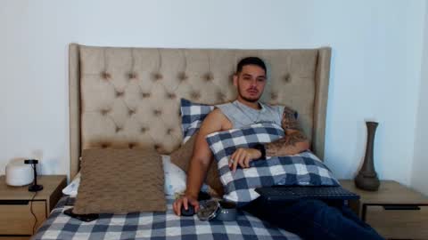 Snapshot of rose_dom chatting on 11-07-25, 02:00 Rose And Dom online show from 11-07-25, 02:00