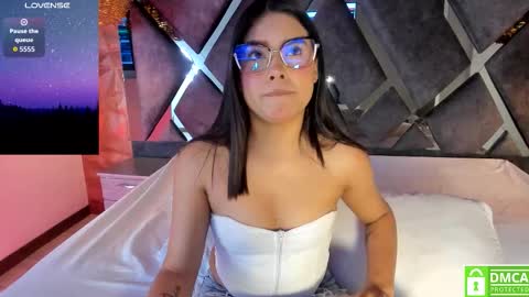 Rose online show from 12-18-25, 04:18