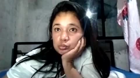 rose_marie2025 online show from 04-19-26, 07:16