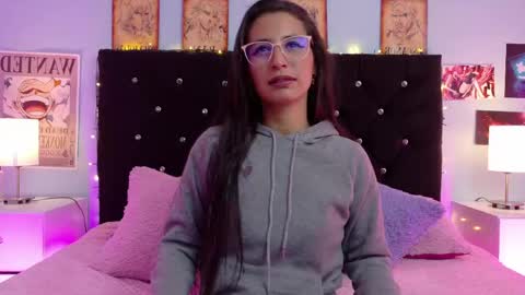 Rose online show from 04-23-26, 03:41