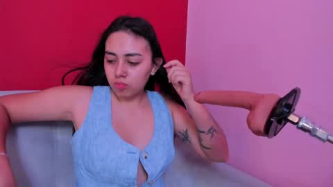 rose_smitth online show from 04-12-26, 06:57