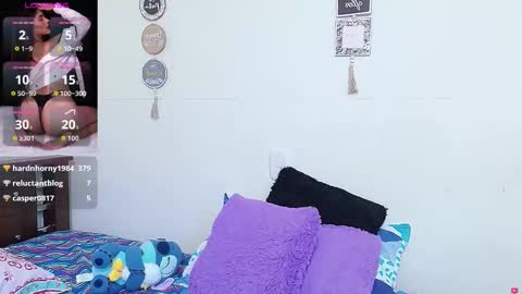 Snapshot of rose_towers4 chatting on 01-17-26, 01:38 rose_towers4 online show from 01-17-26, 01:38