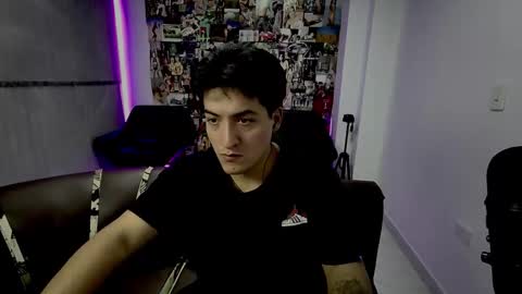 Snapshot of roseandviktor23 chatting on 10-14-25, 01:28 Rose Sins and Don Viktor online show from 10-14-25, 01:28