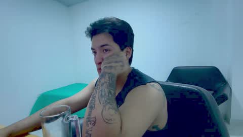 Snapshot of roseandviktor23 chatting on 11-21-25, 11:58 Rose Sins and Don Viktor online show from 11-21-25, 11:58