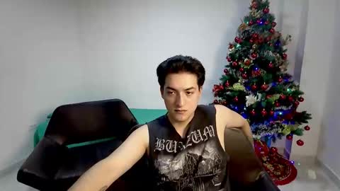 Rose Sins and Don Viktor online show from 12-21-25, 07:32